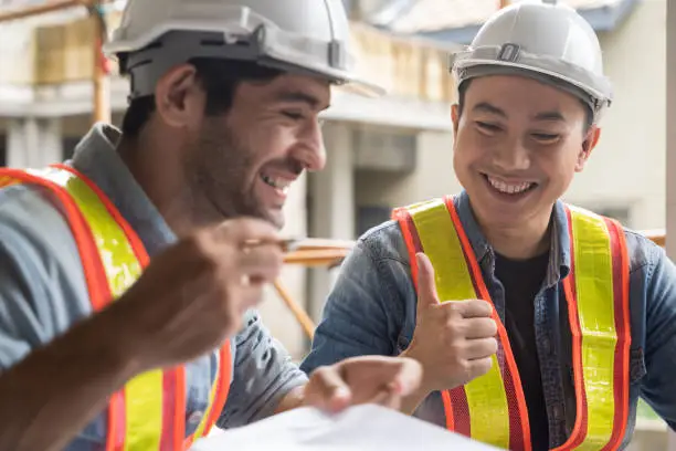 Travail et Salaires dans le BTP
